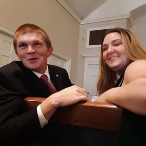 Meet your Posher, Avery